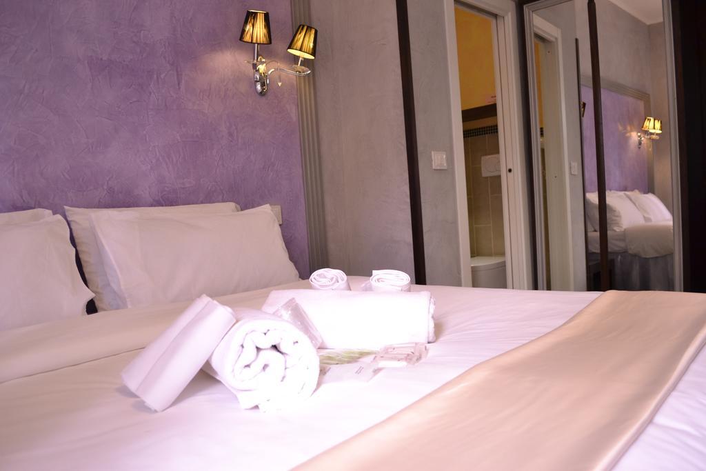 Tiburtina House Hotel Rome Bagian luar foto