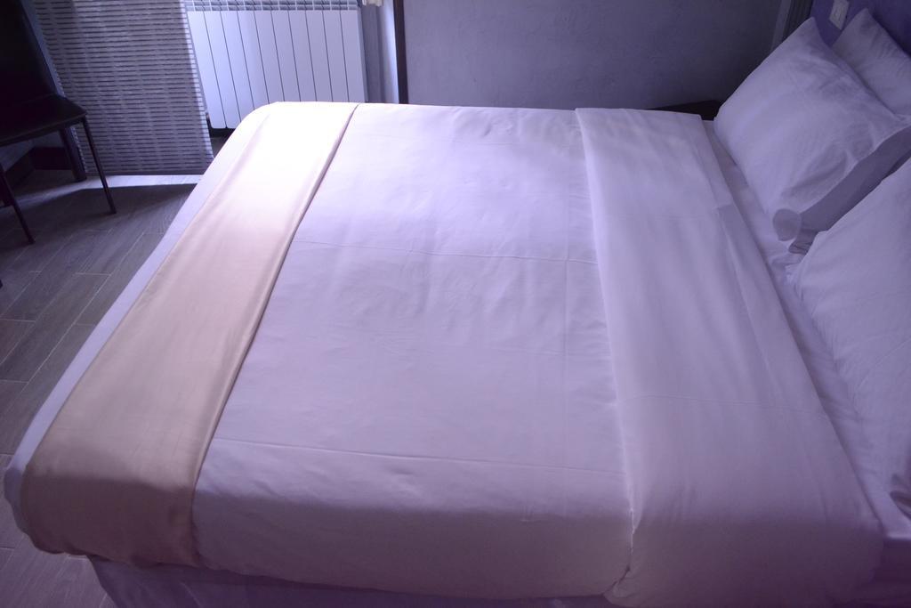 Tiburtina House Hotel Rome Bagian luar foto