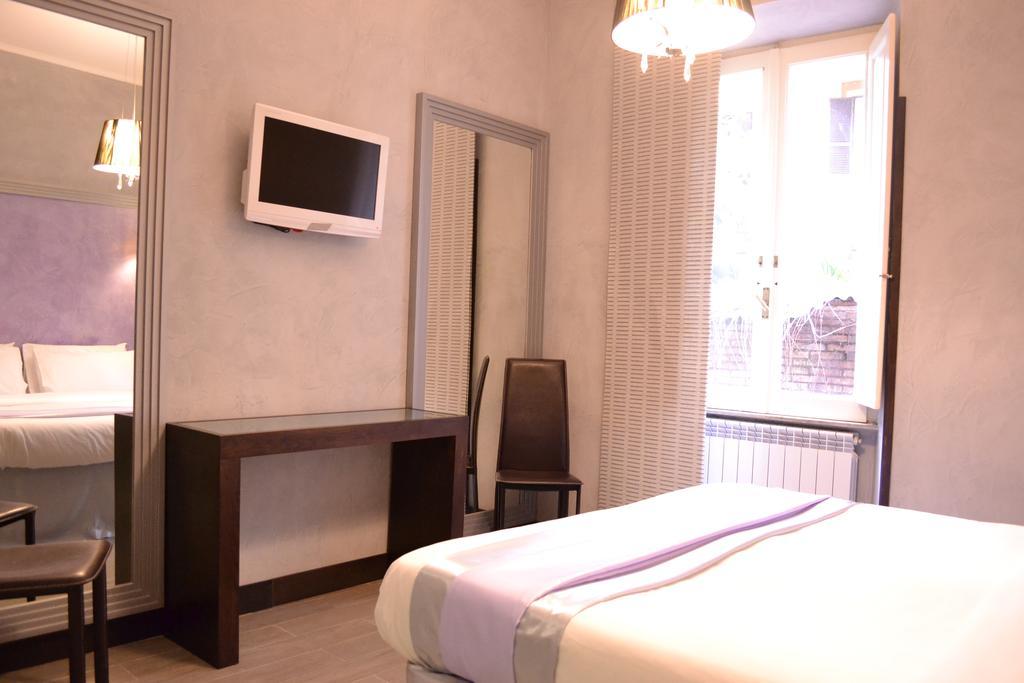 Tiburtina House Hotel Rome Bagian luar foto
