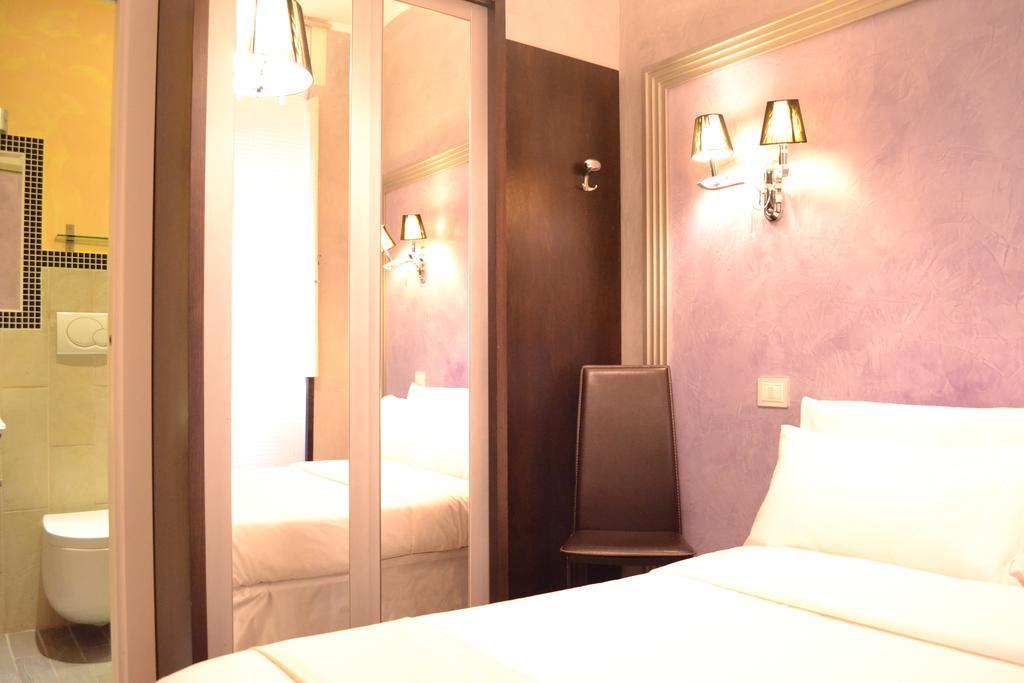 Tiburtina House Hotel Rome Bagian luar foto