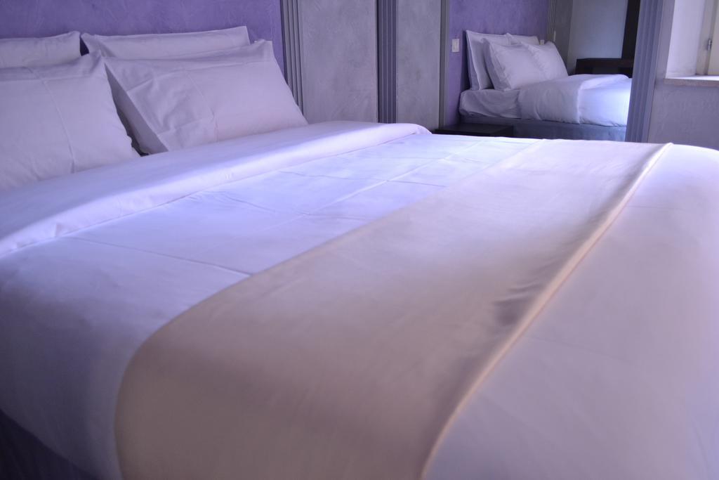 Tiburtina House Hotel Rome Bagian luar foto