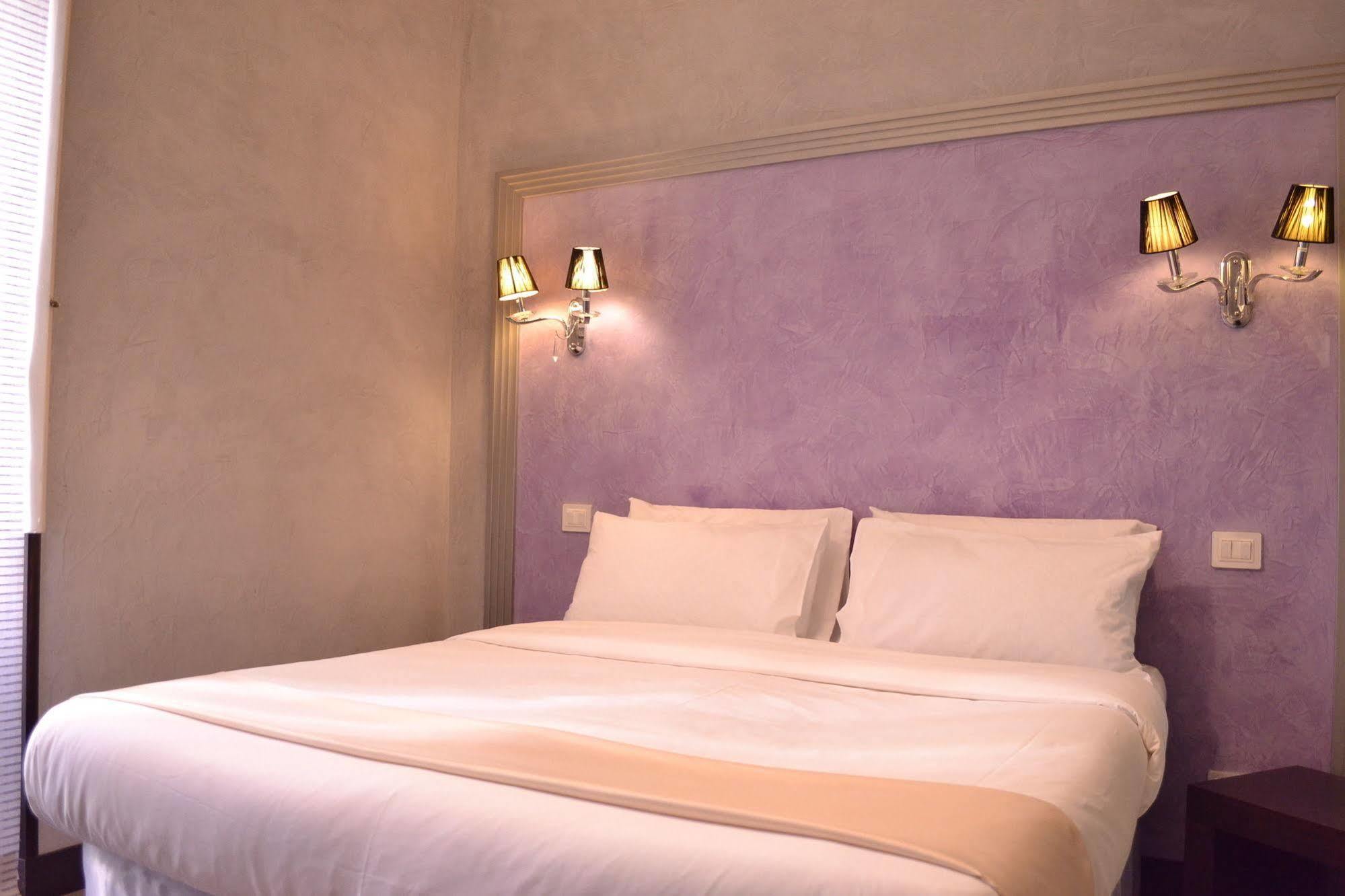 Tiburtina House Hotel Rome Bagian luar foto